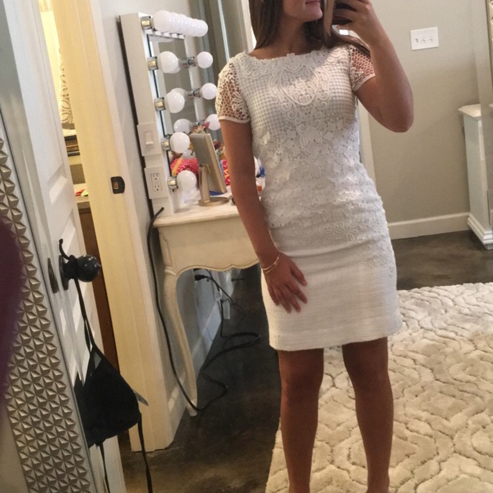 Dress - Picture 2 of 4